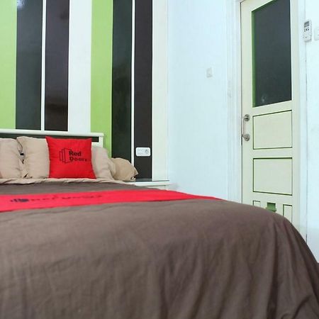 Reddoorz Plus @ Talaga Bodas 반둥 외부 사진