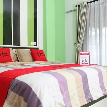 Reddoorz Plus @ Talaga Bodas 반둥 외부 사진