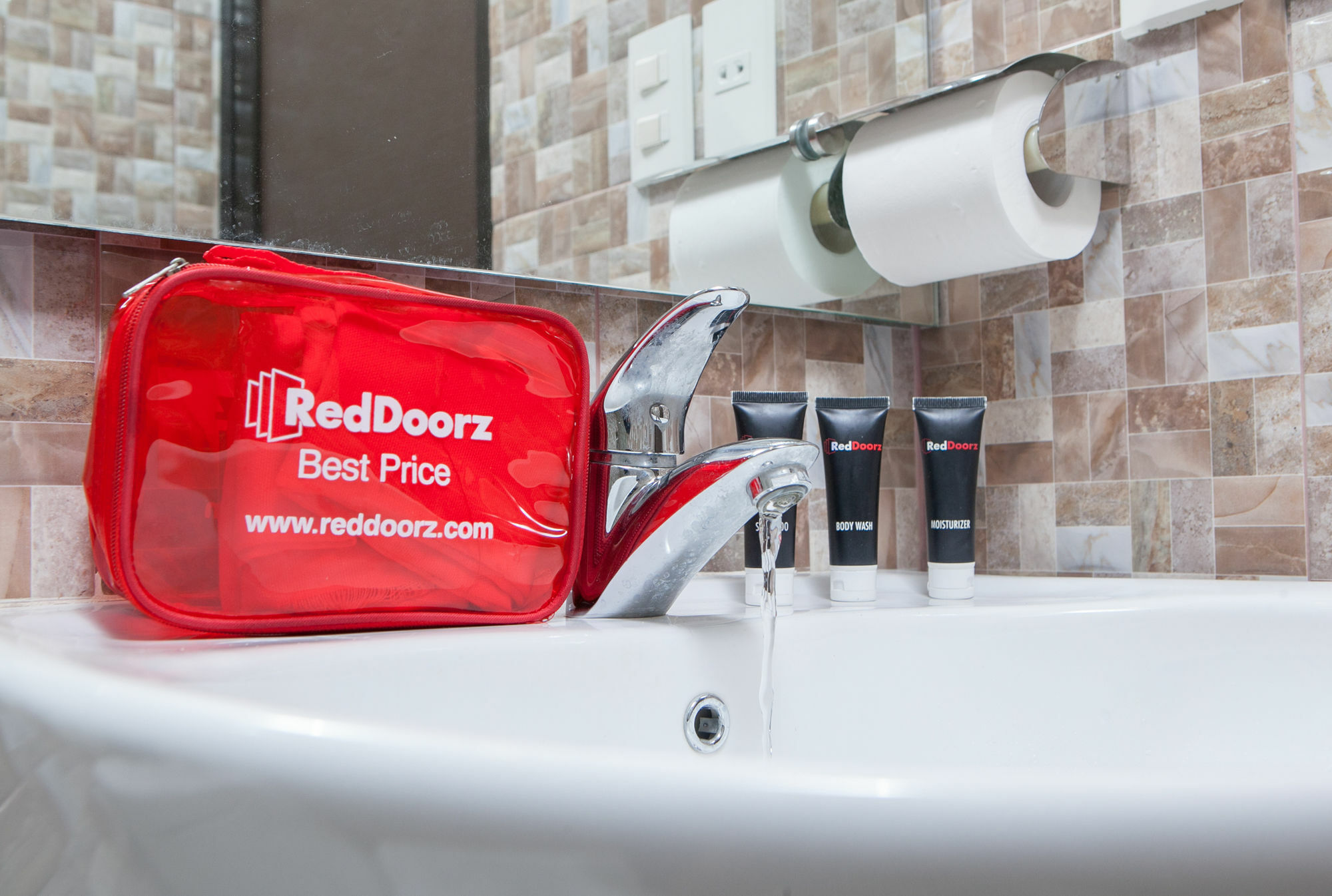 Reddoorz Plus @ Talaga Bodas 반둥 외부 사진